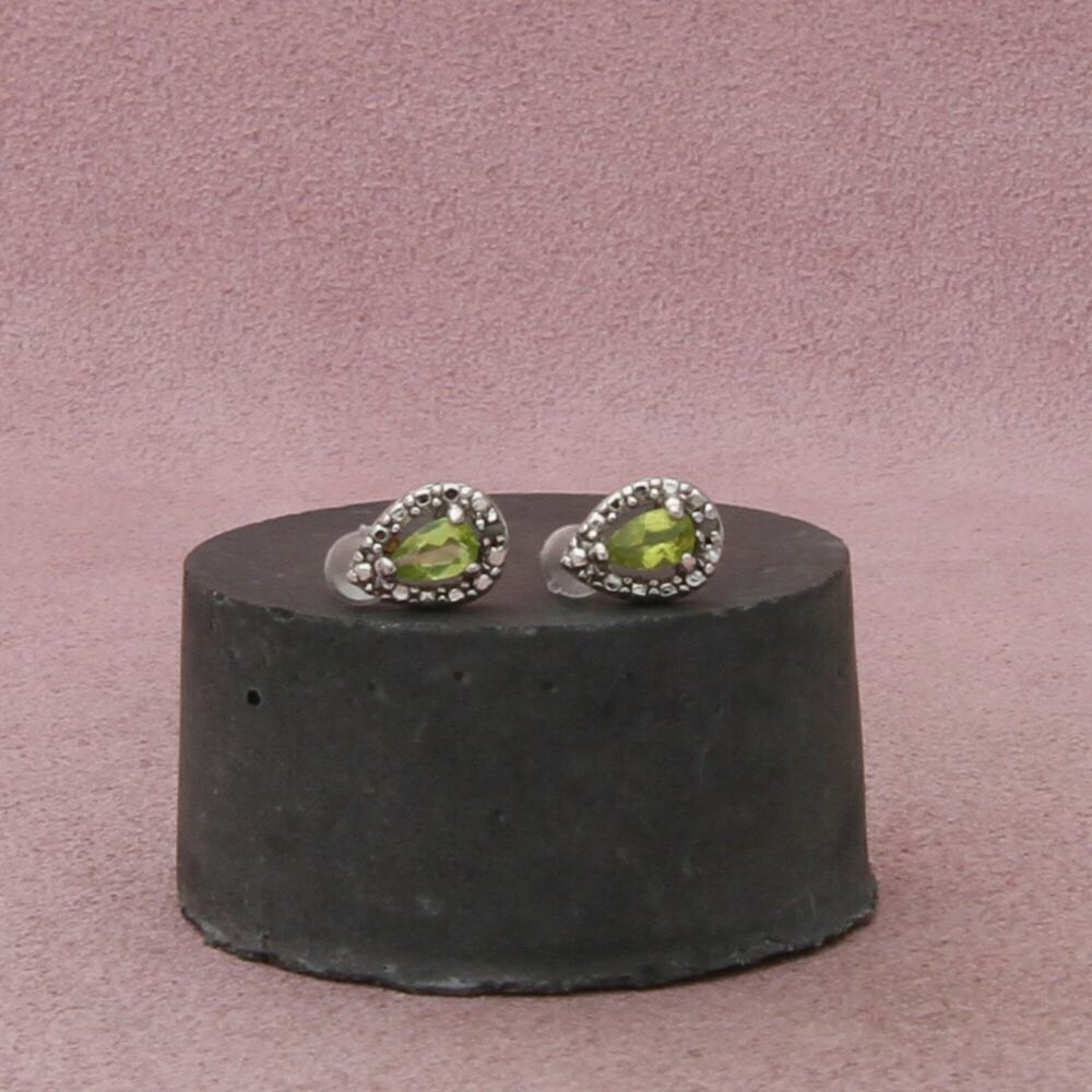 sterling silver diamond accent peridot stud earrings